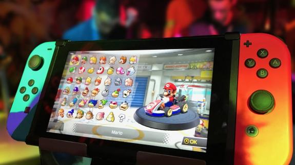 handheld nintendo switch console