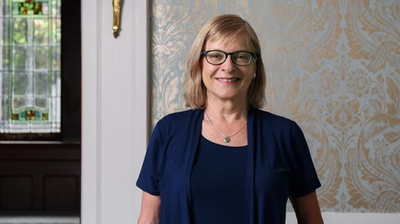 Photo of Eve Lazarus