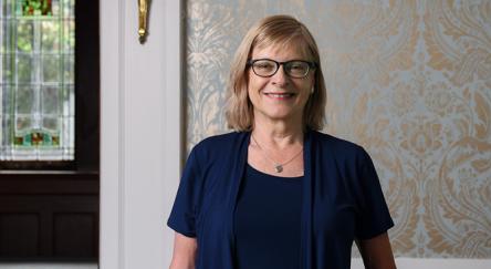 Photo of Eve Lazarus