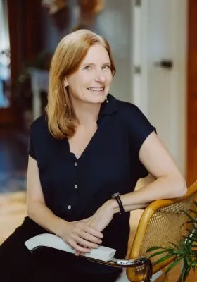 Portrait of author Tanya Kyi.