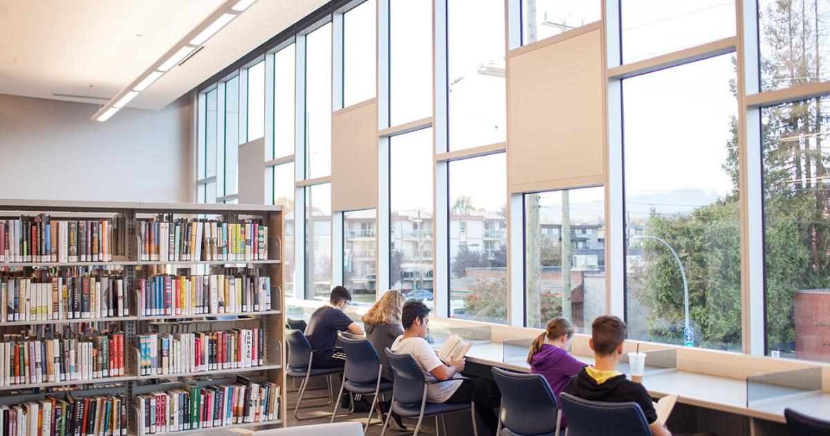 library-readers-desk-window.